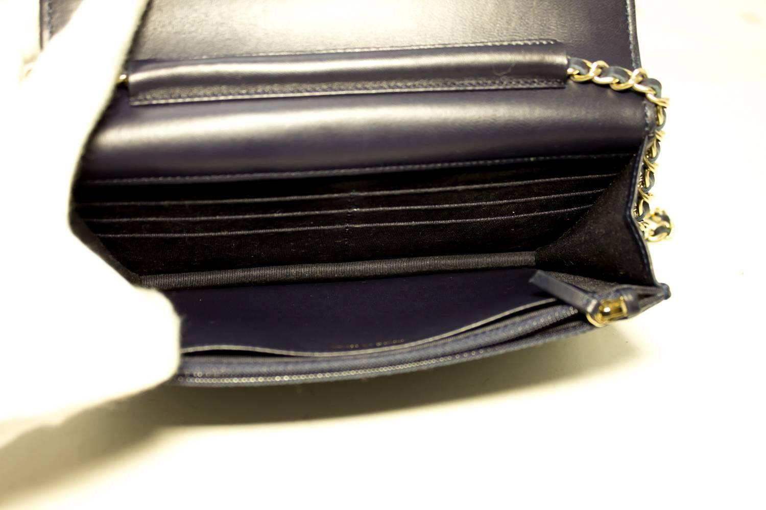 CHANEL 2015 Wallet on Chain WOC Shoulder Bag Crossbody Dark Navy  3