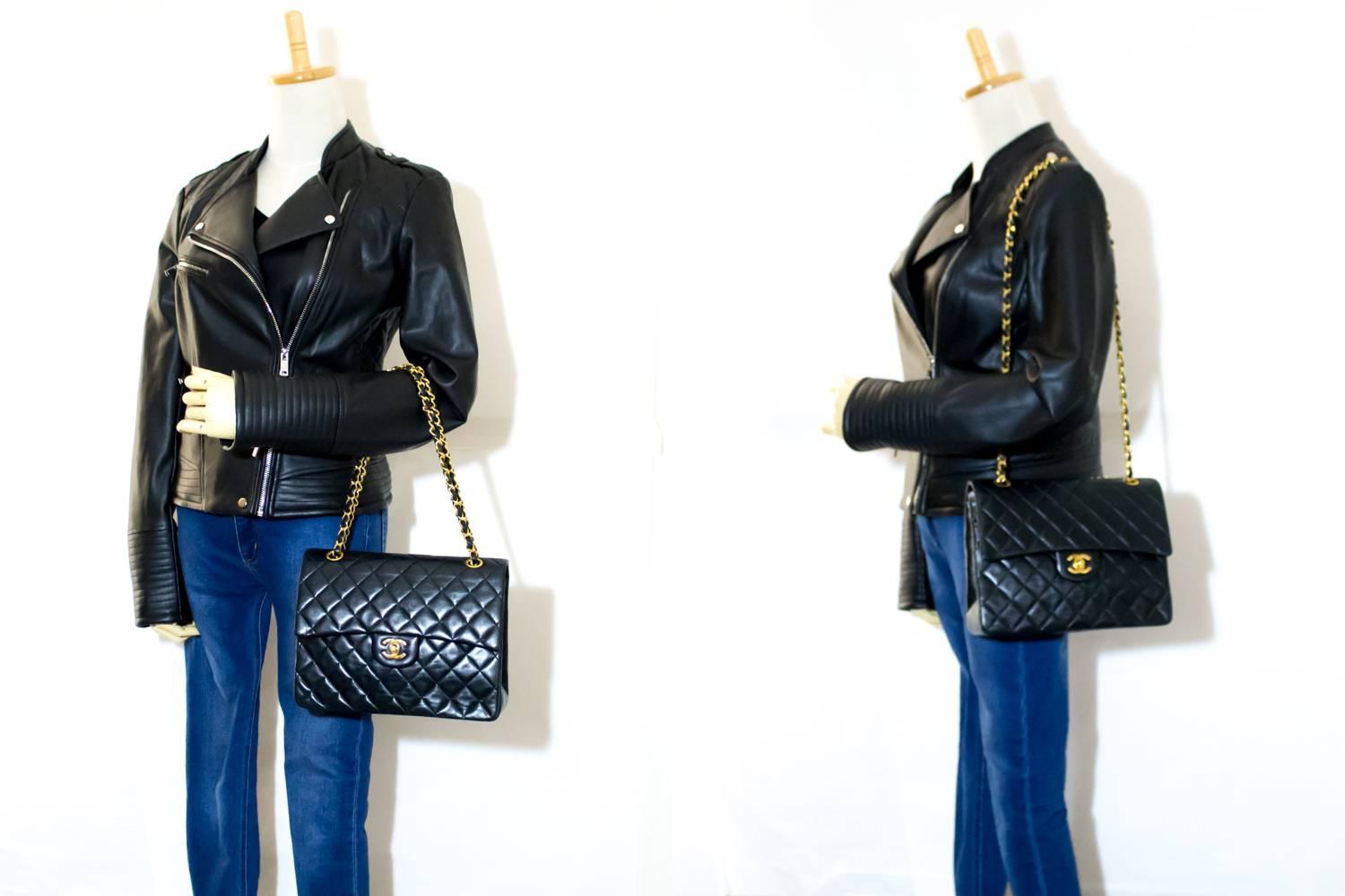 CHANEL Double Flap Chain Shoulder Bag Black Quilted Lambskin  4