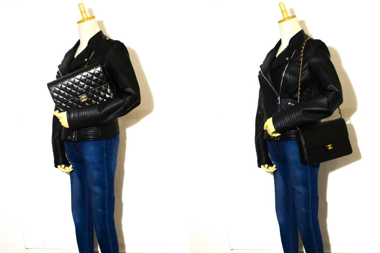 CHANEL Chain Shoulder Bag Clutch Black Quilted Flap Lambskin Purse  5