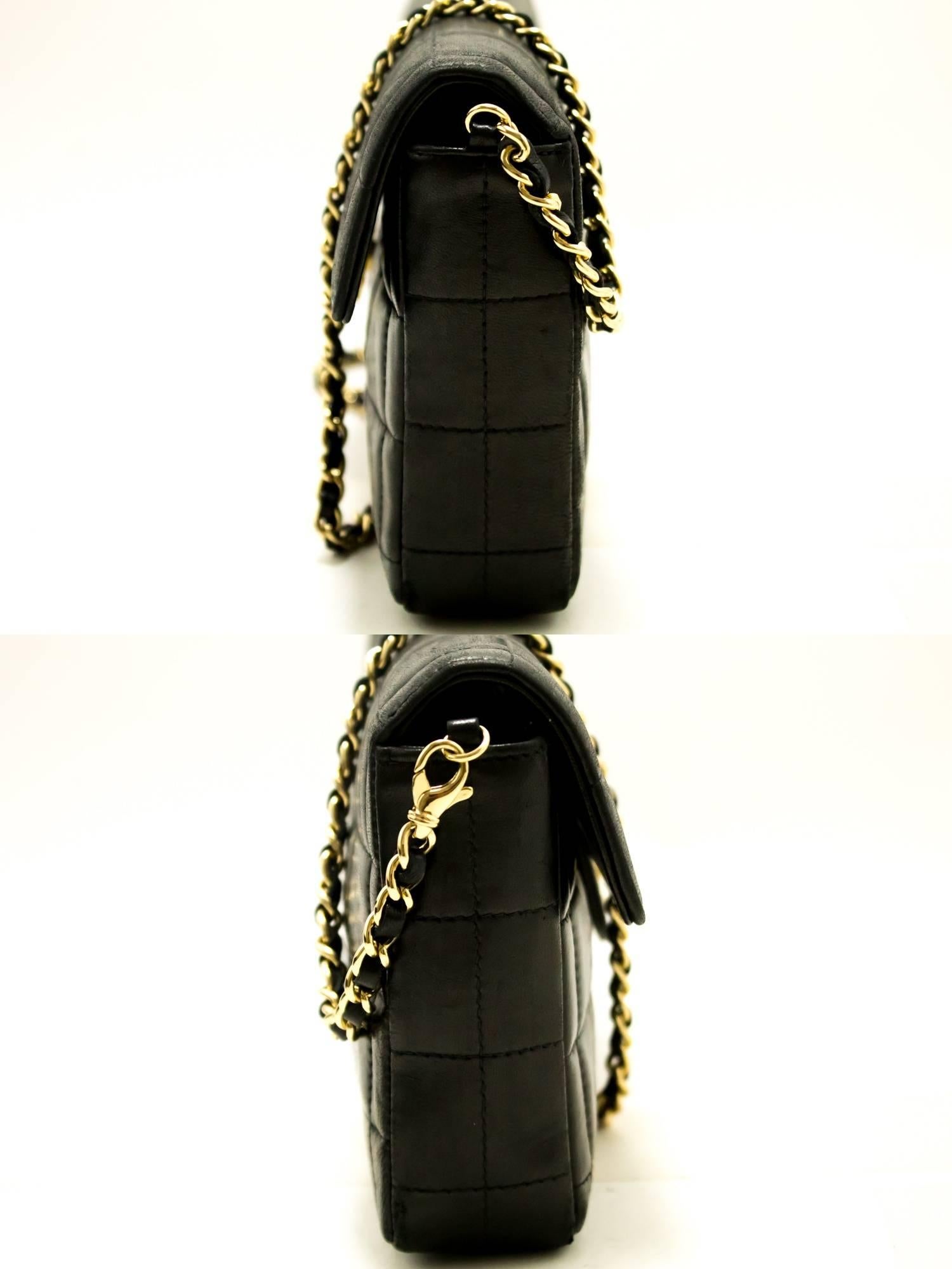 CHANEL Chocolate Bar Gold Chain Shoulder Bag Clutch Black Quilted In Good Condition In Takamatsu-shi, JP