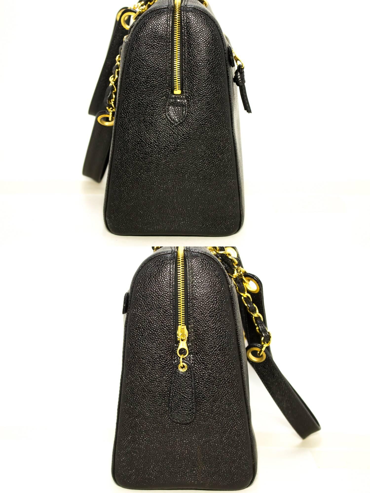 Women's CHANEL Caviar Jumbo Large Chain Shoulder Bag Black Zip Leather CC
