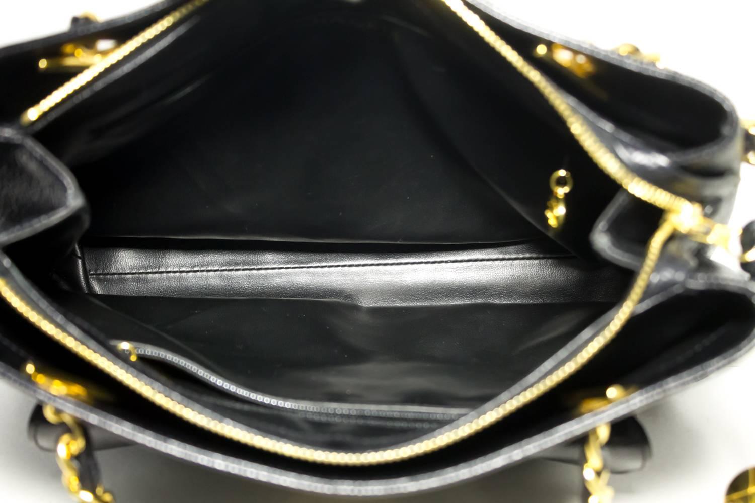 CHANEL Caviar Large Chain Shoulder Bag Black Leather Gold Hardware 5