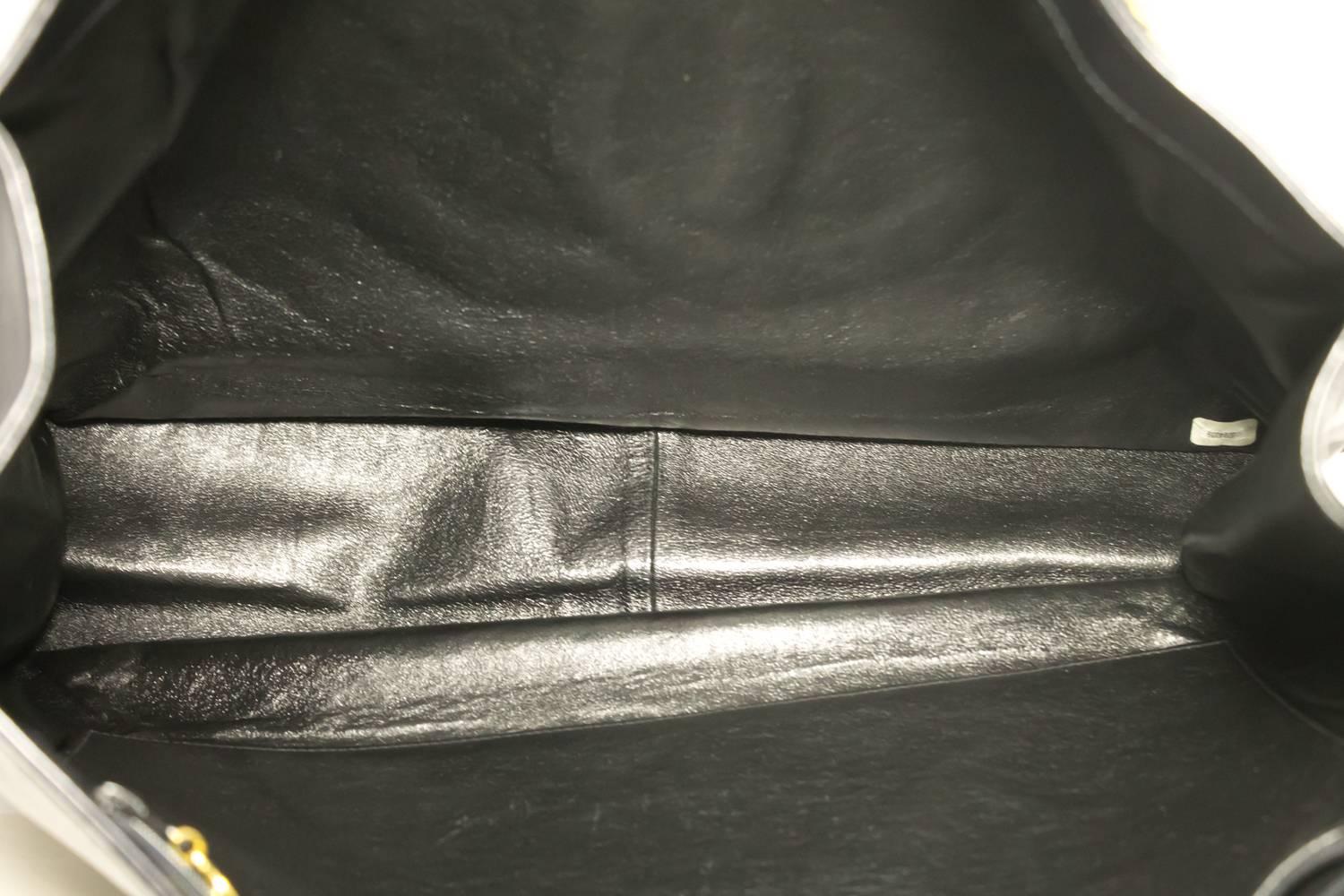 CHANEL Jumbo Large Chain Shoulder Bag Black Lambskin Leather Big 6