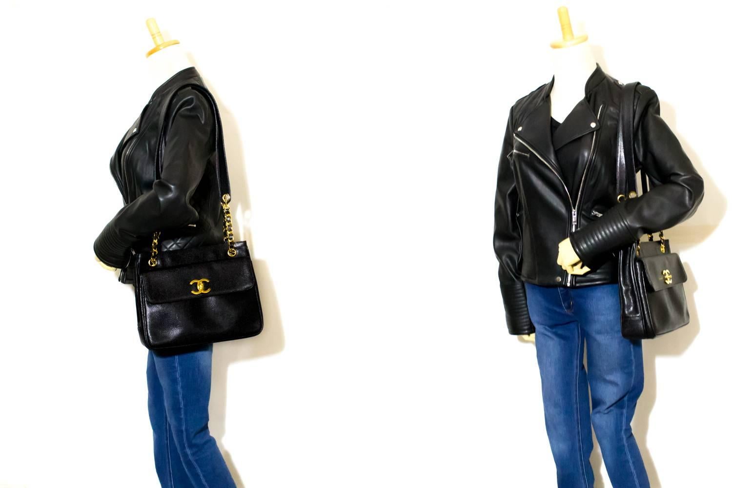 CHANEL Caviar Chain Shoulder Bag Black Leather Gold Hw CC Pocket 7