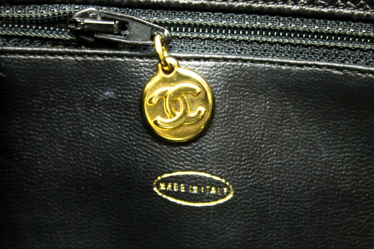 CHANEL Caviar Chain Shoulder Bag Black Leather Gold Hw CC Pocket 14
