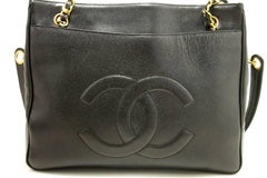 CHANEL Caviar Large Chain Umhängetasche Schwarz CC Leder Gold