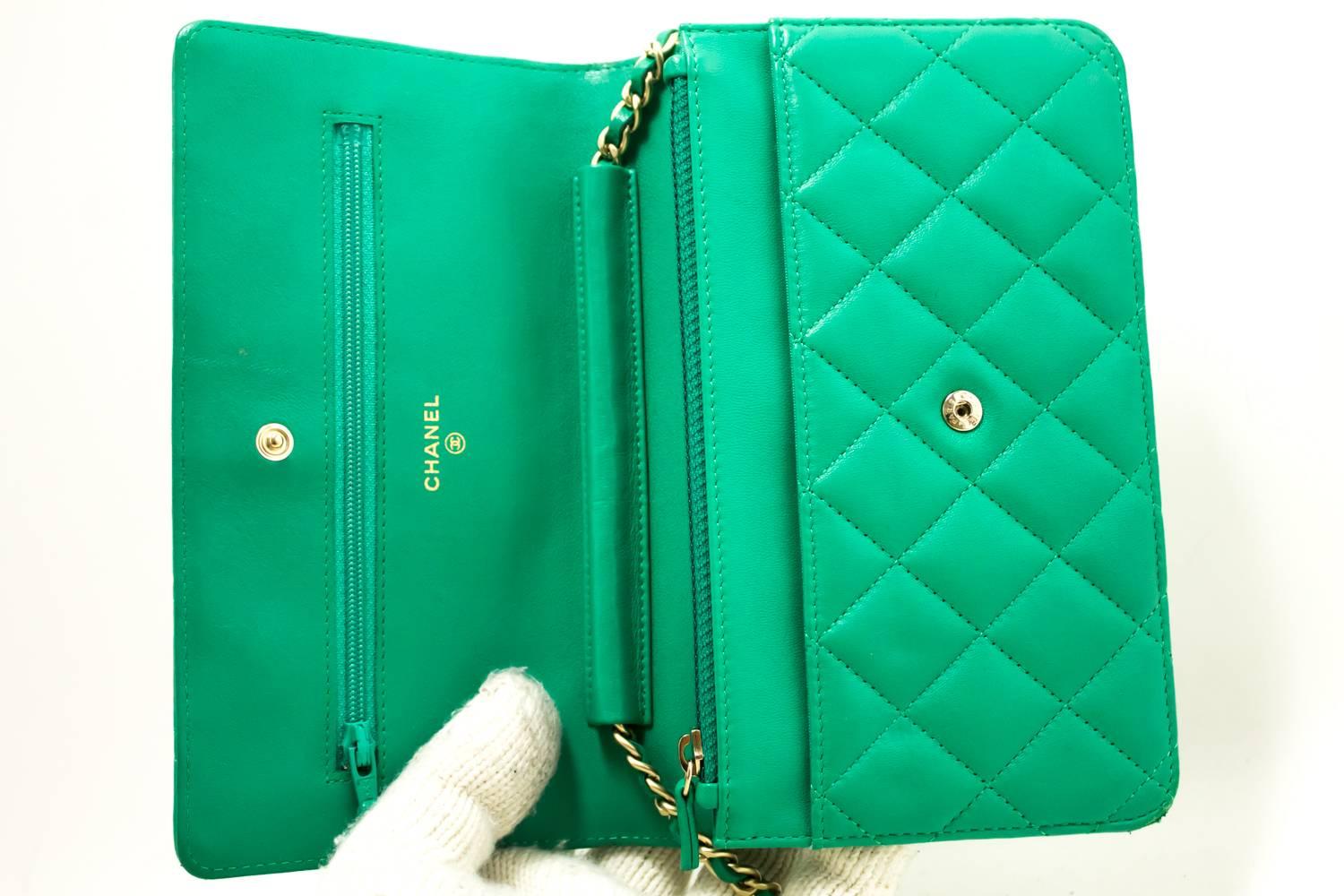 CHANEL Green Wallet On Chain WOC Shoulder Bag Crossbody Clutch 3