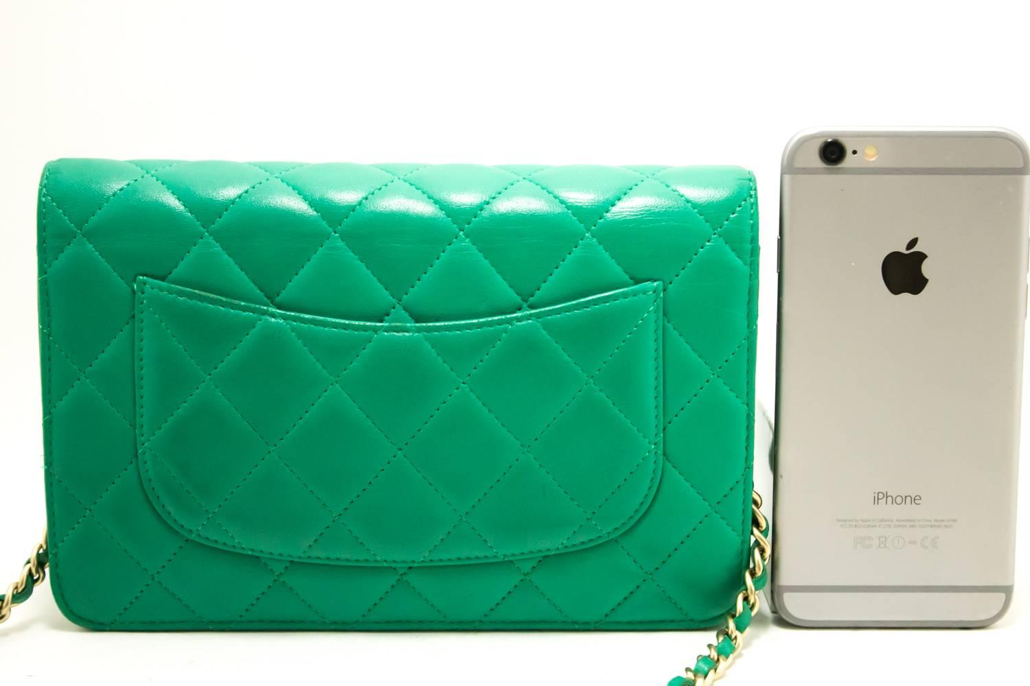 green chanel wallet on chain