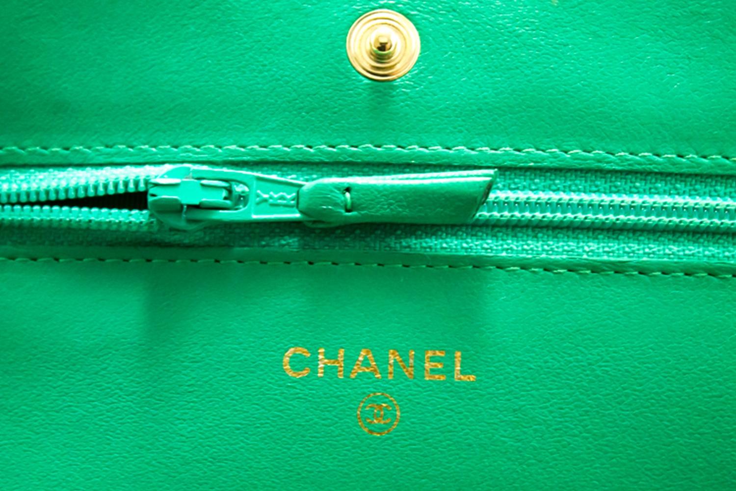 CHANEL Green Wallet On Chain WOC Shoulder Bag Crossbody Clutch 8