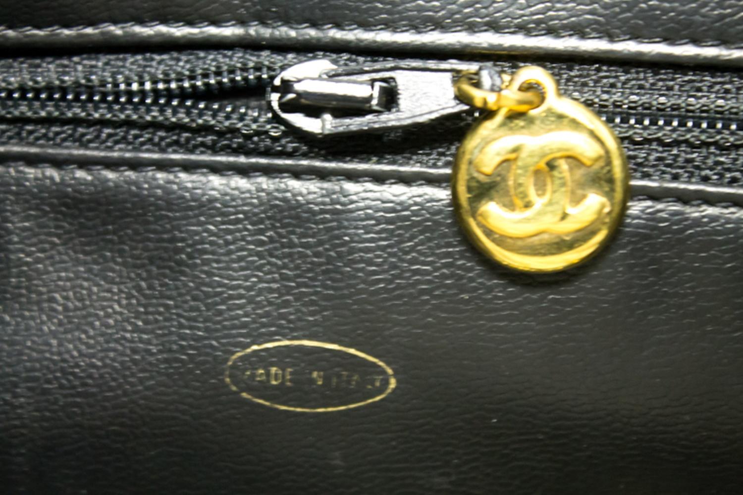 CHANEL Caviar Large Chain Shoulder Bag Black Leather Gold Zipper 14