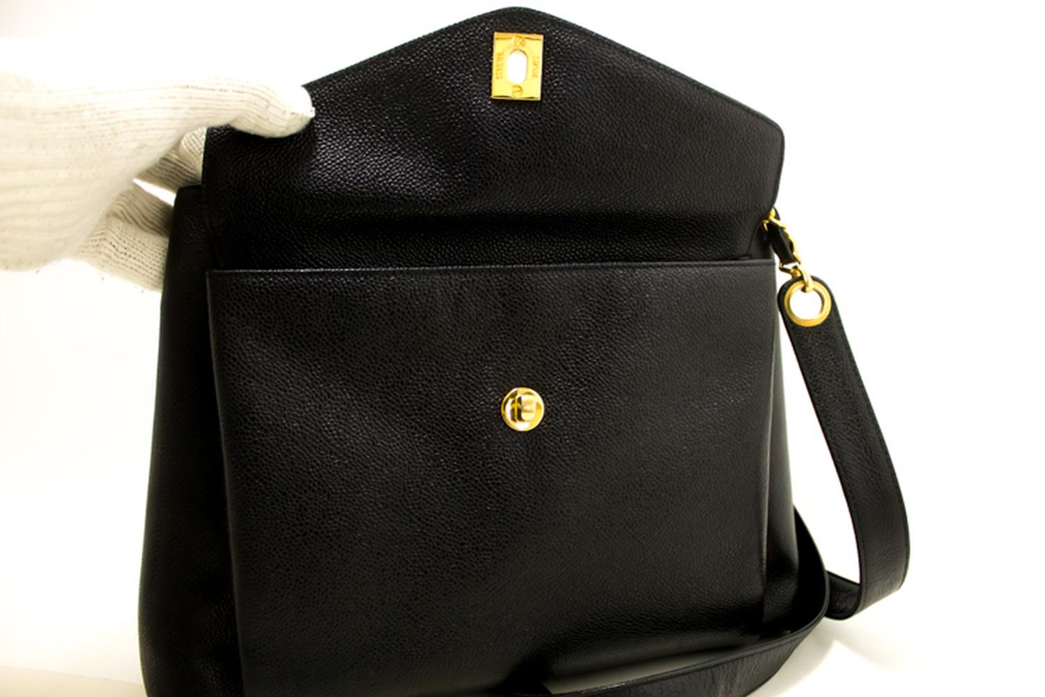 CHANEL Caviar Large Chain Shoulder Bag Black Leather Gold Zipper 16