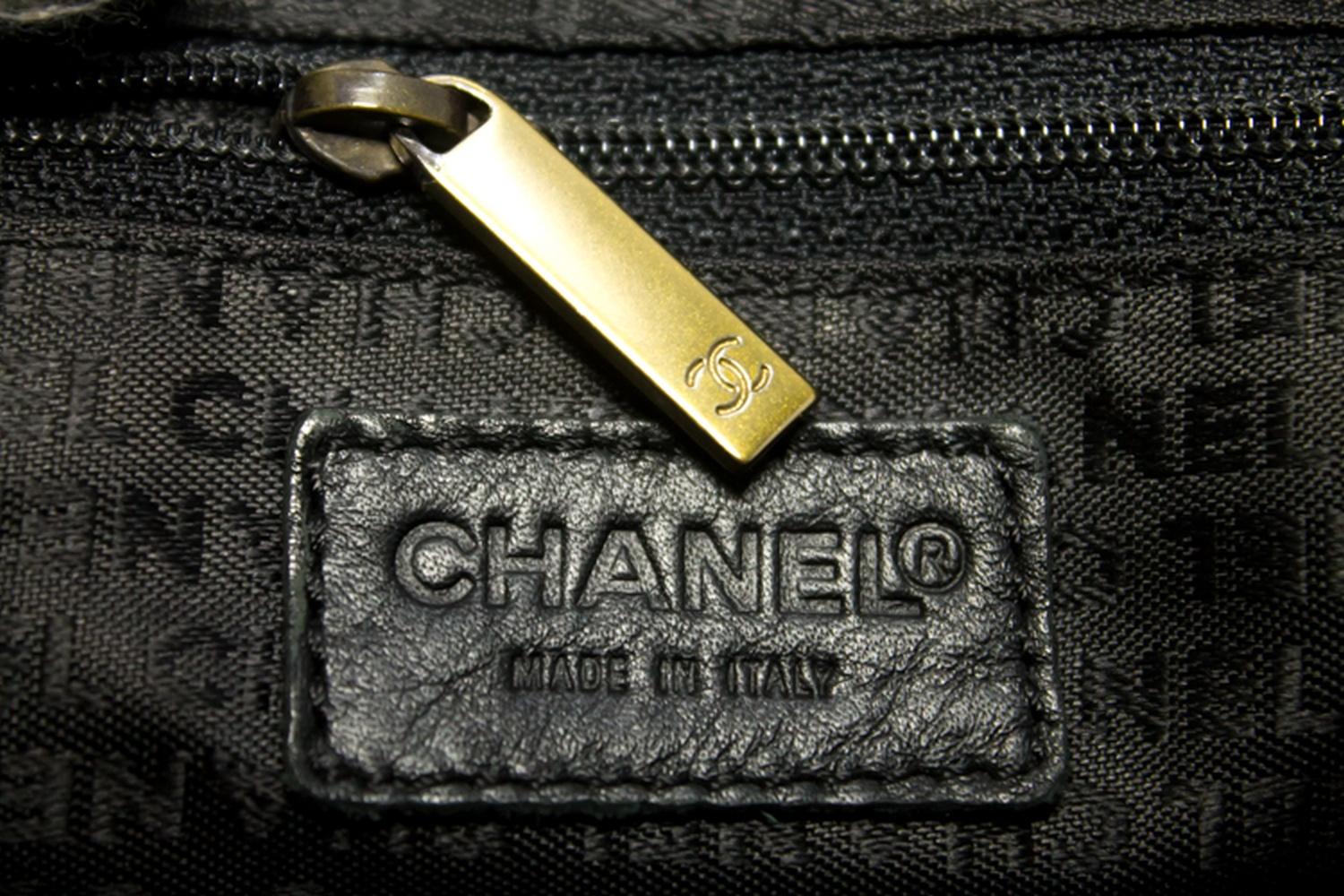 Chanel Half Moon Lambskin Chain Black Leather Zipper Shoulder Bag  9