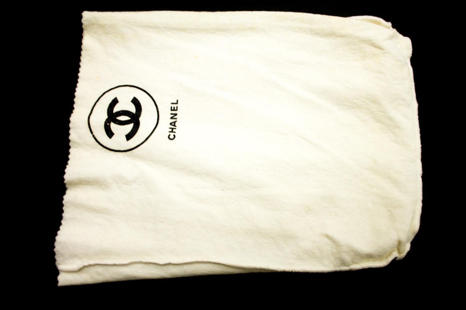 Chanel Chain Black Quilted Flap Lambskin Shoulder Bag Clutch 9