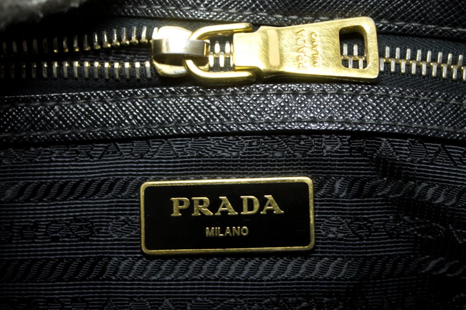 Prada Saffiano Lux Black Leather Gold 2 Way Handbag Shoulder Bag  9