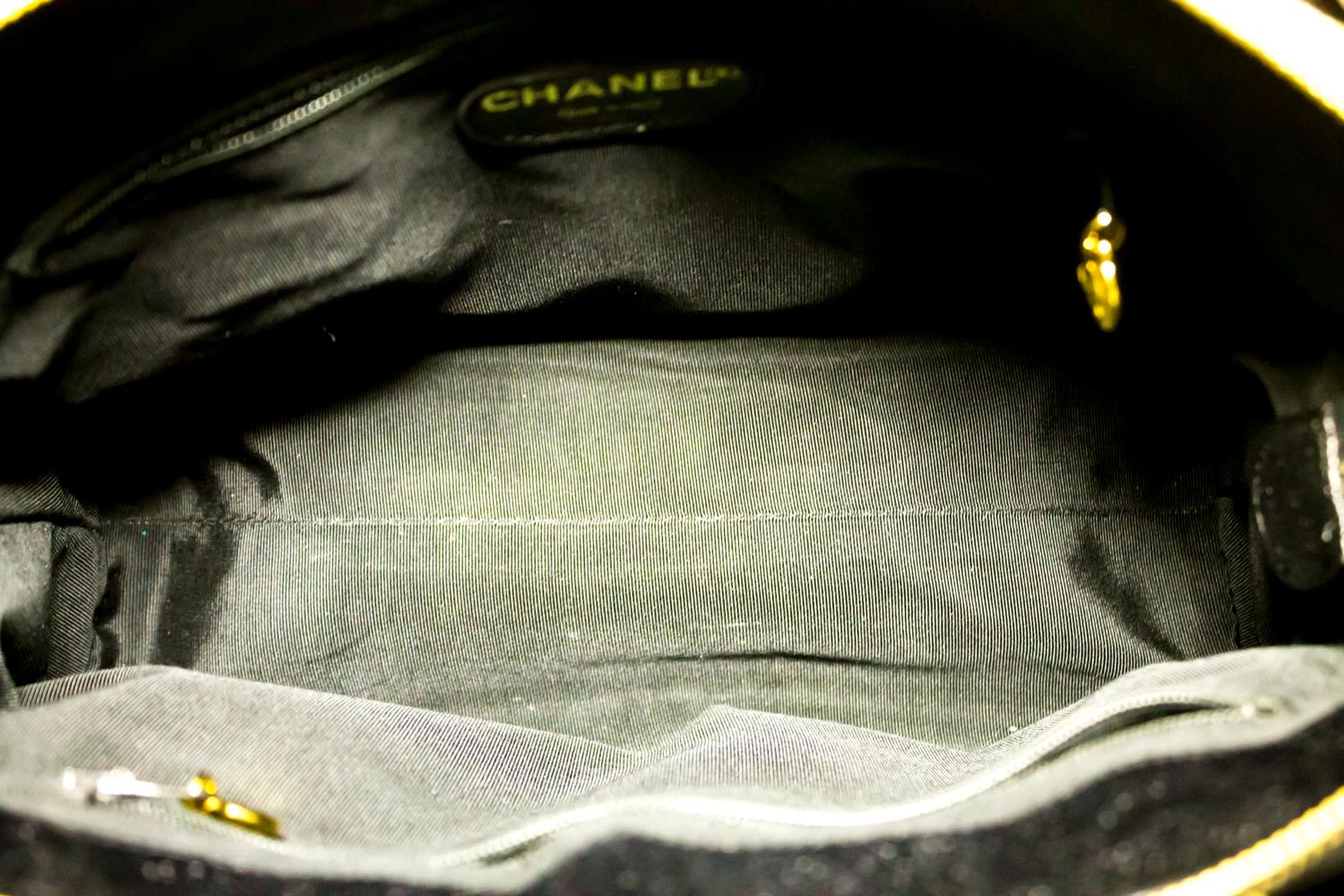 Chanel Caviar Large Chain Shoulder Bag Leather Black Gold Hardware 4