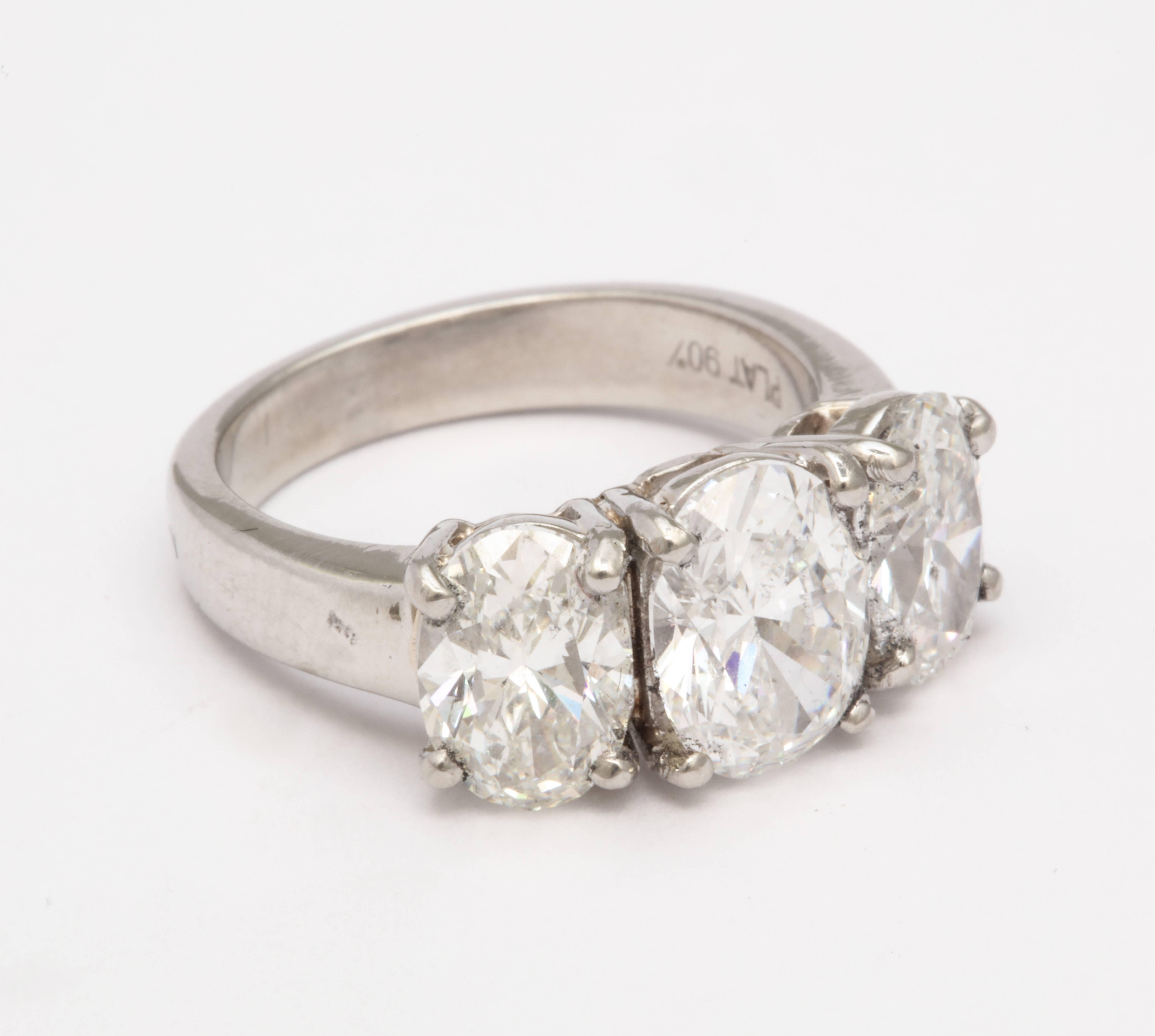  Classic Vintage Three Stone Platinum Diamond Ring  3