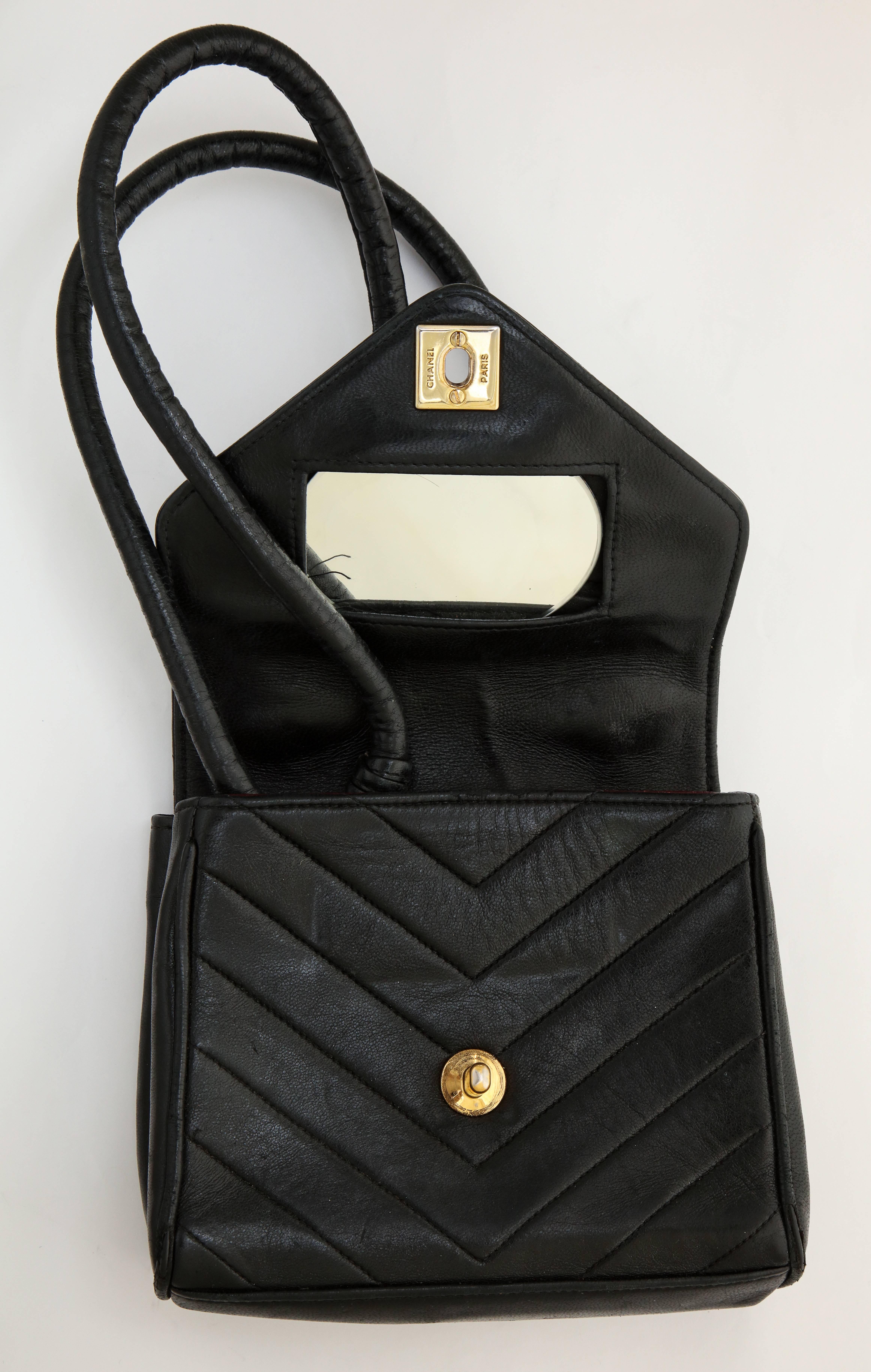 Vintage Black Leather Chanel Chevron Bag In Excellent Condition In New York, NY