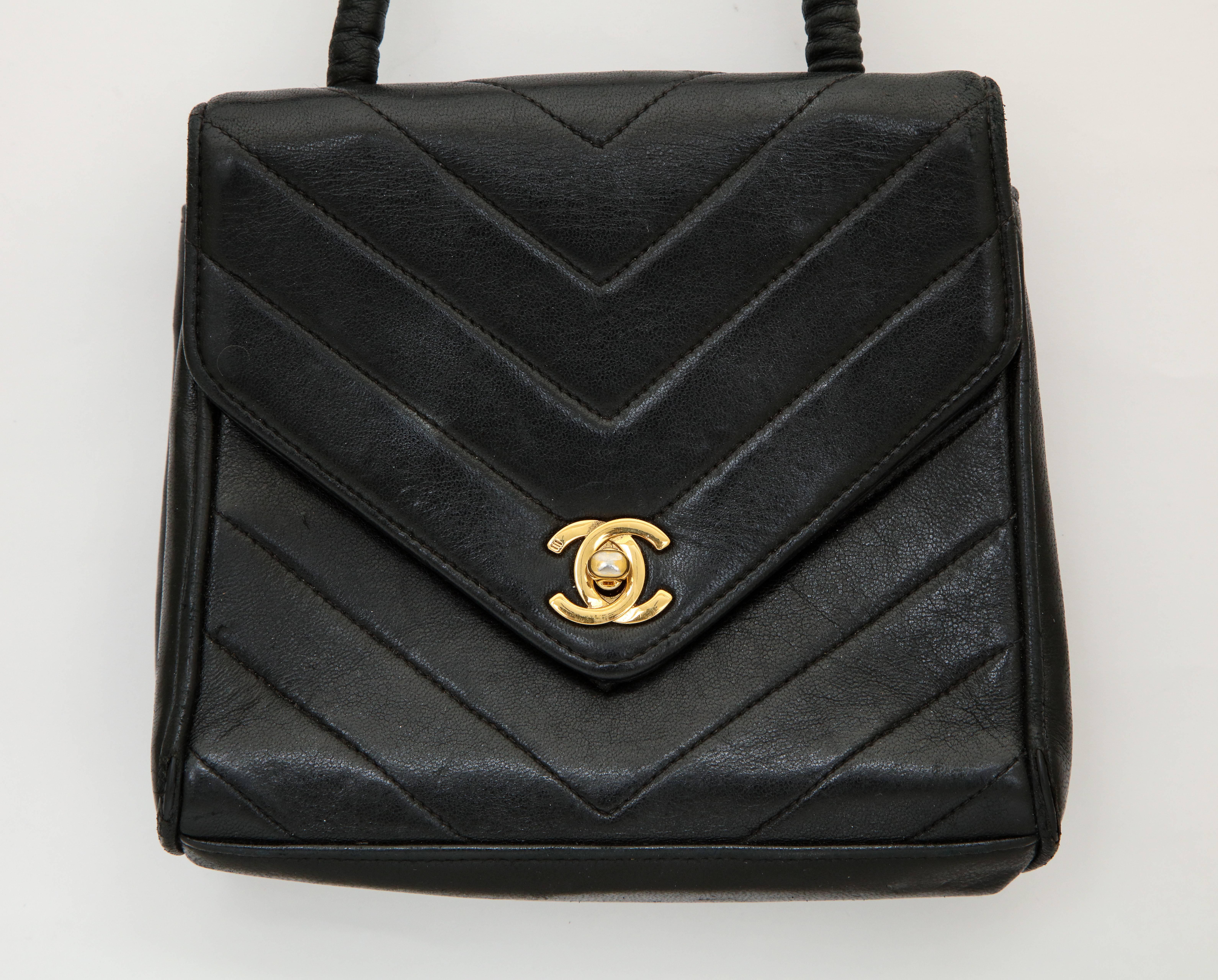 Women's Vintage Black Leather Chanel Chevron Bag
