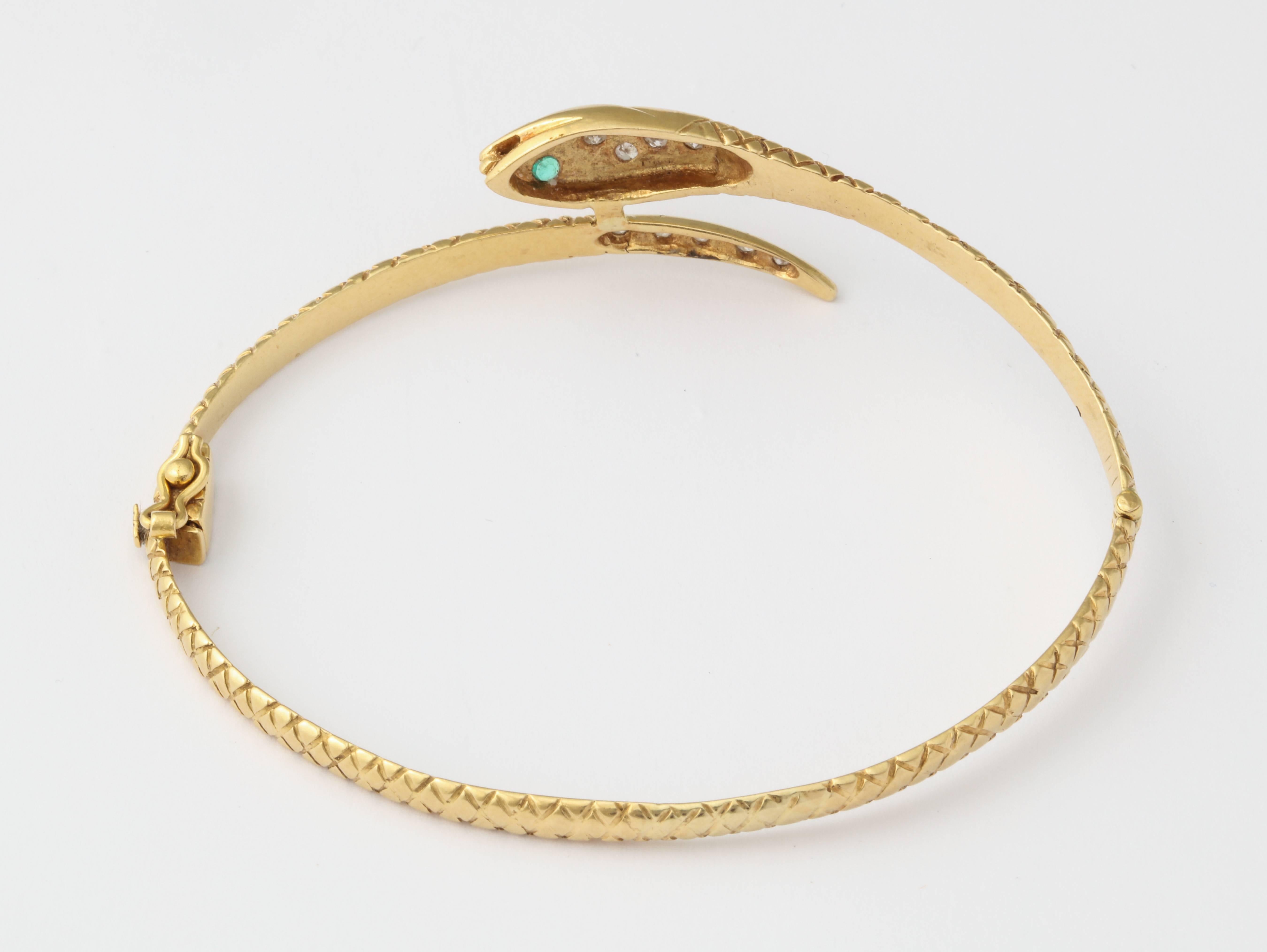 Antique Snake Bracelet with Diamond Head and Emerald Eyes In Good Condition In New York, NY