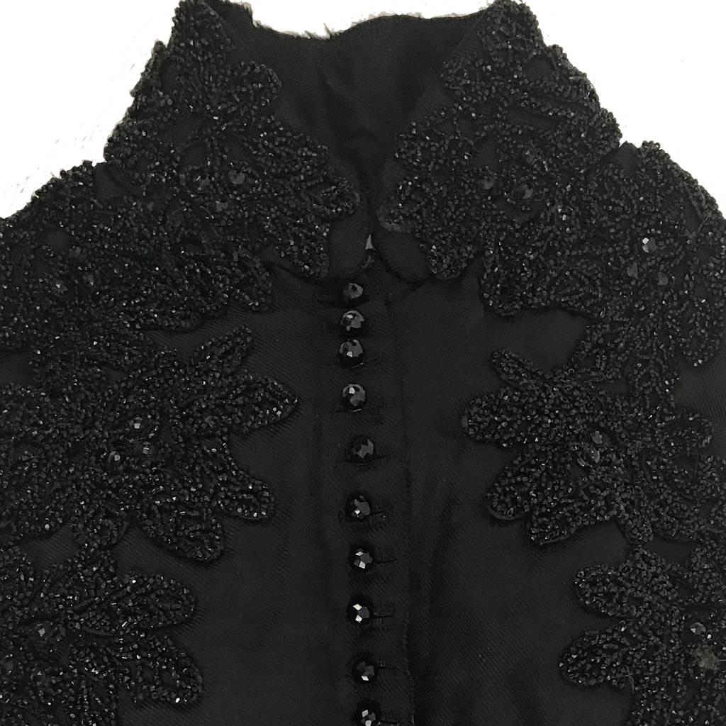 1880s  Victorian Black Glass Beaded Silk Twill Whale Bone Mourning Bodice  For Sale 3