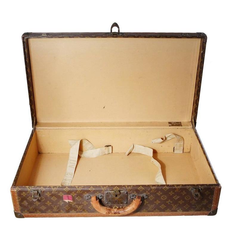 Louis Vuitton Suitcase circa 1900s For Sale at 1stdibs