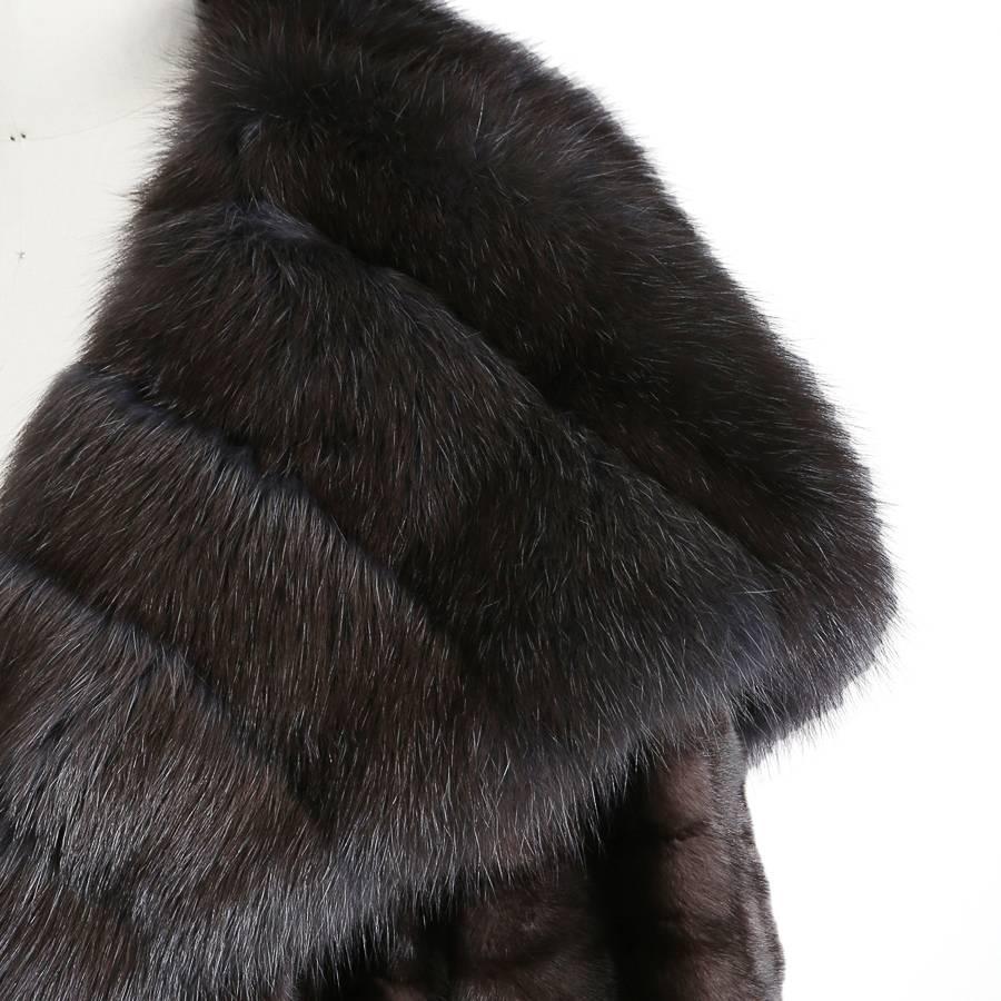 J. Mendel Chocolate Brown Fur Coat, Modern In Excellent Condition In Los Angeles, CA