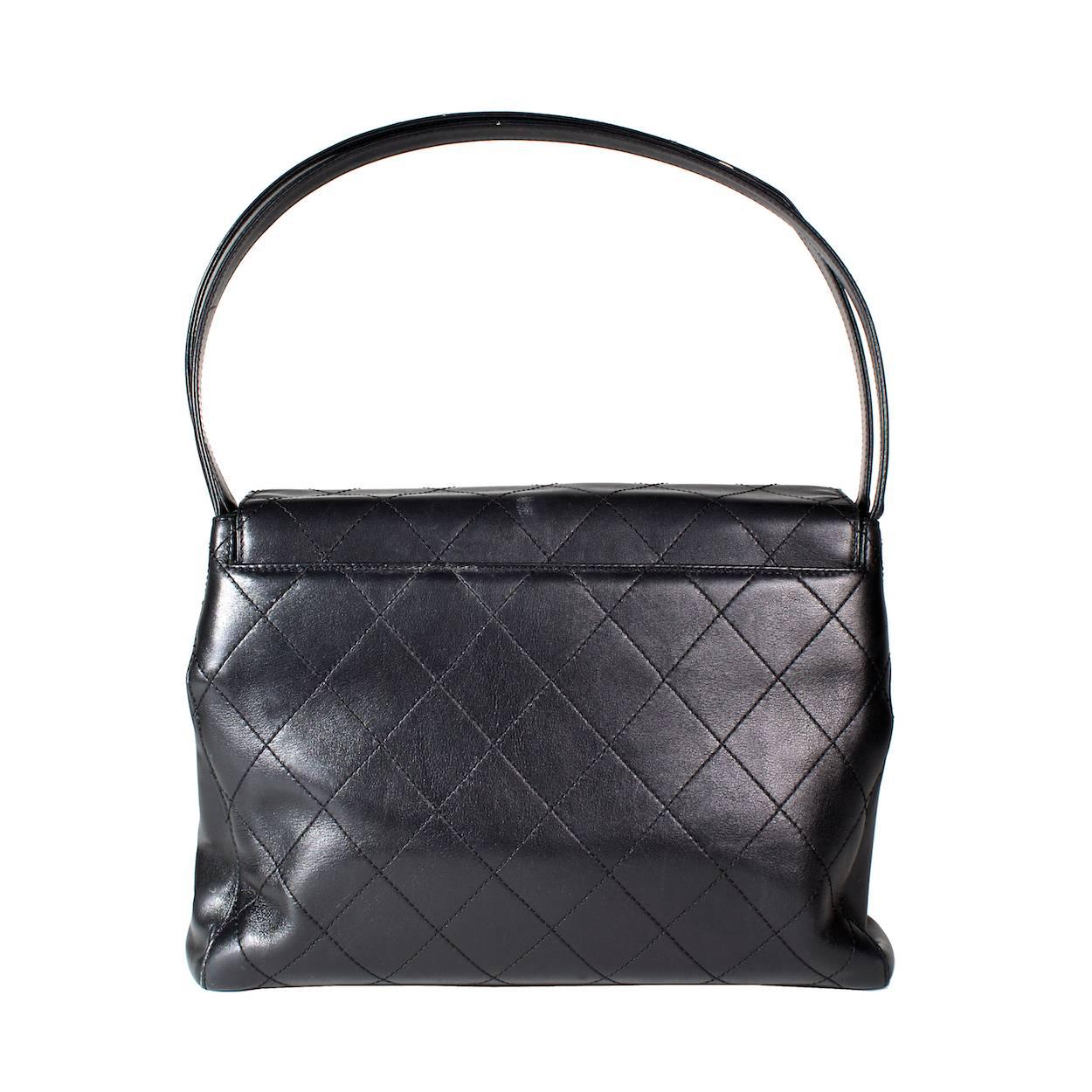 Chanel Quilted Black Leather Bag In Good Condition In Los Angeles, CA