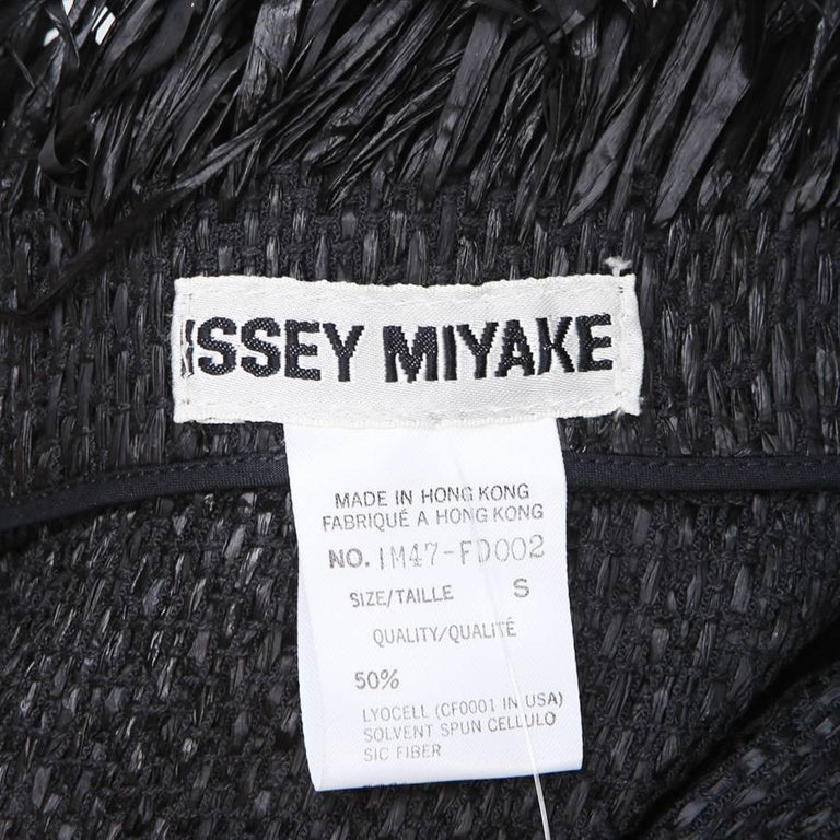 Issey Miyake Jacket 1994 For Sale at 1stDibs