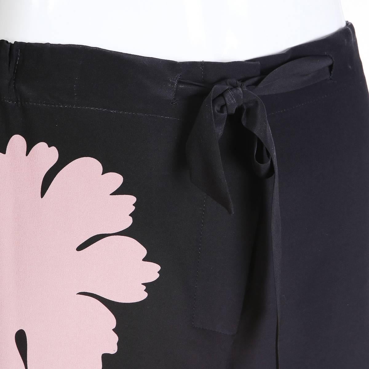Black Alexander McQueen Cropped Silk Pants with Large Scale Floral Print
