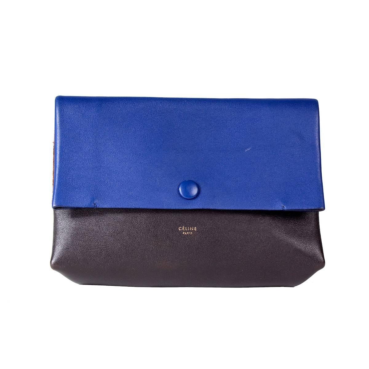 Celine Tri-Color Suede and Leather Shoulder Bag with Matching Pouch Wallet In Excellent Condition In Los Angeles, CA