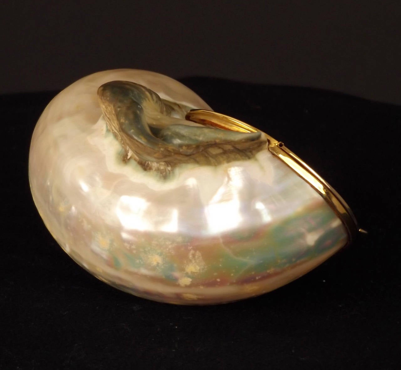 1970s Judith Leiber Seashell Evening Clutch In Excellent Condition In Dallas, TX