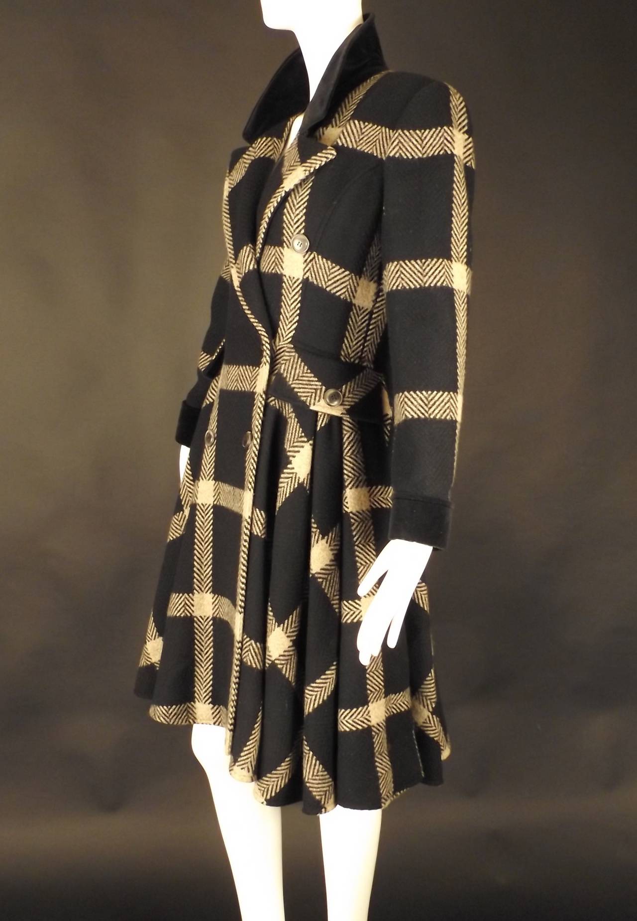 1980s Black Wool Check Valentino Swing Coat In Excellent Condition In Dallas, TX