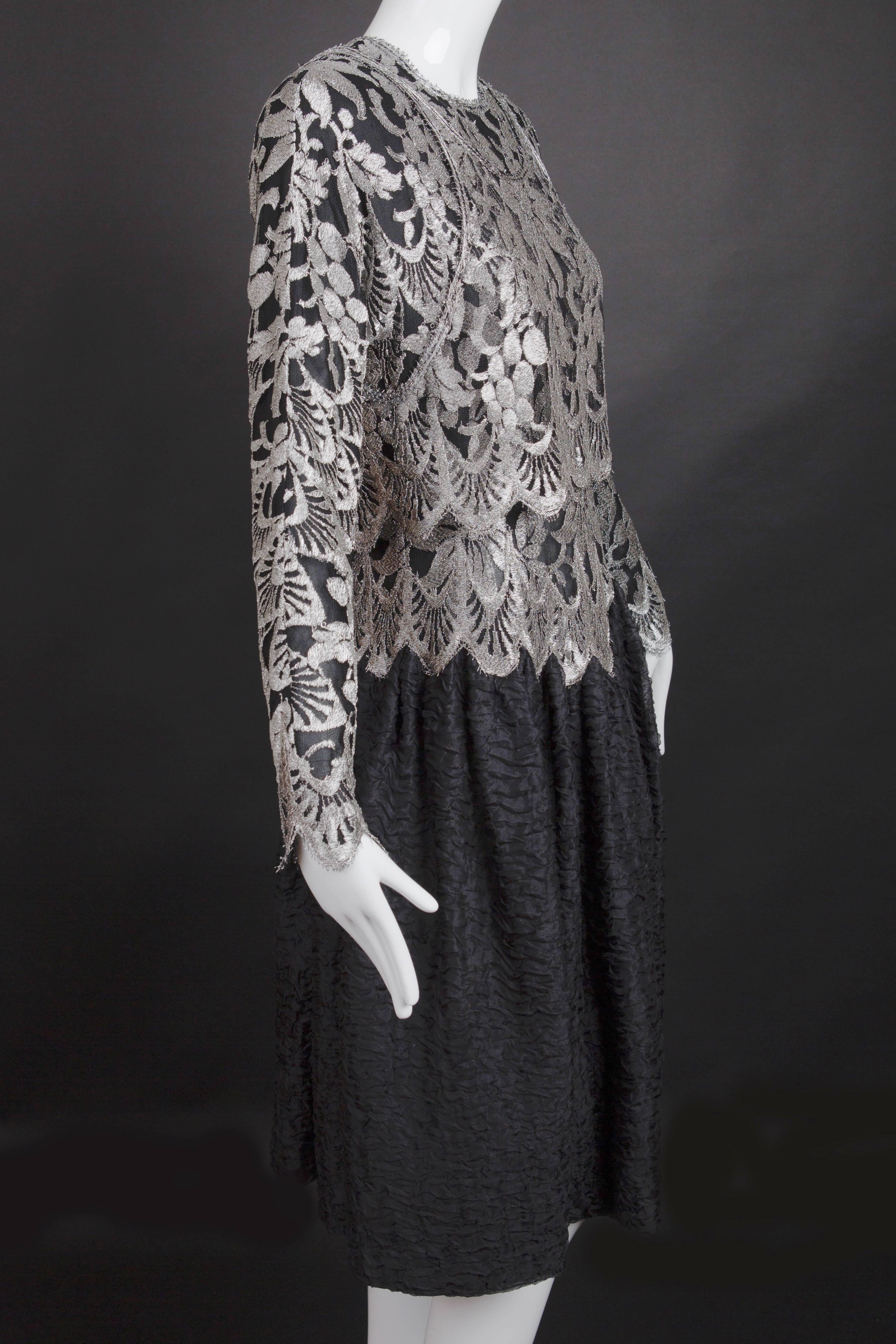 1980s Silver Lace & Black Organza Geoffrey Beene Dress In Excellent Condition For Sale In Dallas, TX