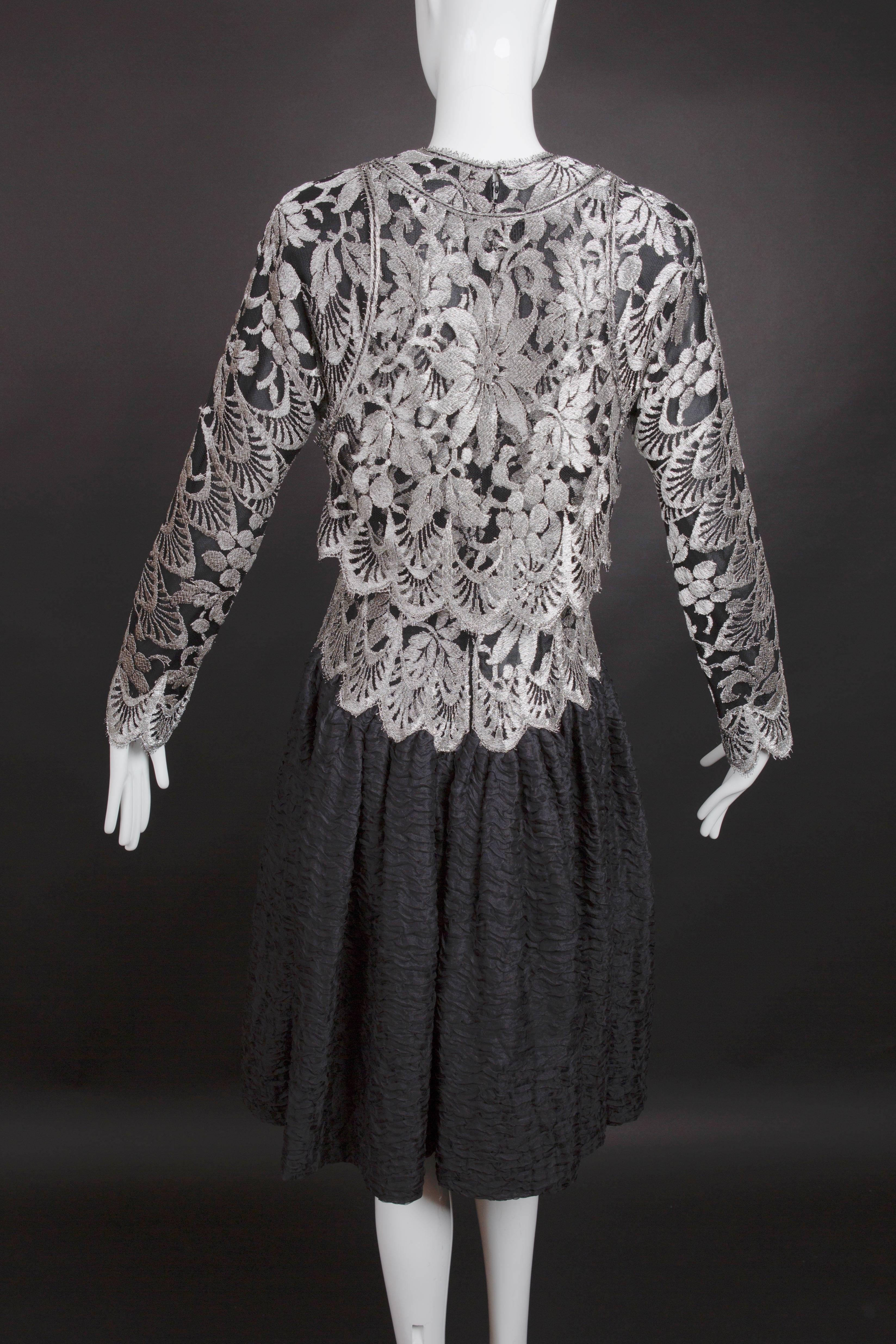 1980s Silver Lace & Black Organza Geoffrey Beene Dress For Sale 2
