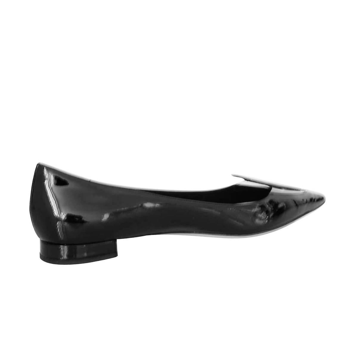 Very classy and elegat Miu Miu ballerina flat
Patent leather
Black color
Semi transparent top
Heel height cm 2 (0.78 inches)
Size italian 40
Made in Italy
Worldwide express shipping included in the price !
