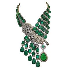 Carlo Zini Bijoux Emerald Like Panter Necklace