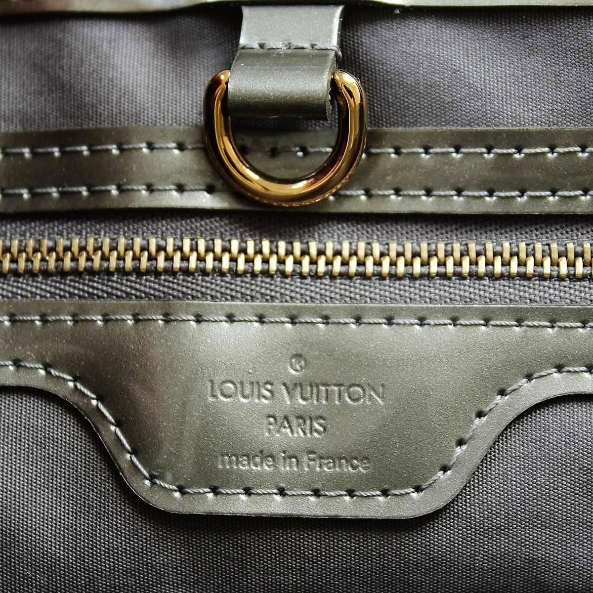 Women's 2010 Louis Vuitton Green Olive Wilshire PM bag