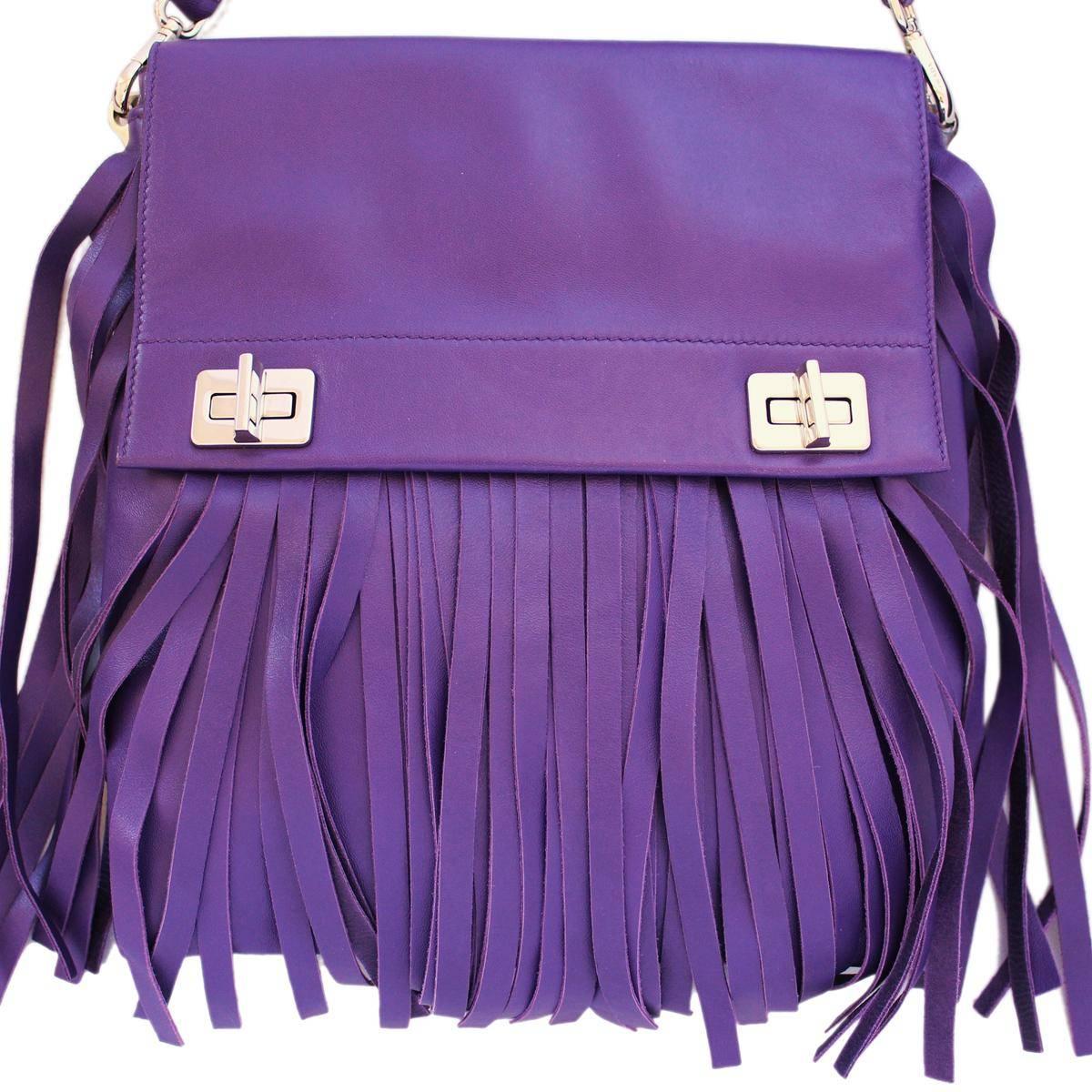 Super chic Prada bag
Nappa
Purple color
With fringes
Removable shoulder strap
Double internal compartment
Internal zip pocket
Internal phone pocket
Cm 22 x 26 x 3 (8.66 x 10.24 x 1.18 inches)
Original price € 1700
Made in Italy
Worldwide express
