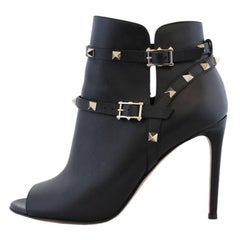 Valentino Garavani  Leather Open Toe 39