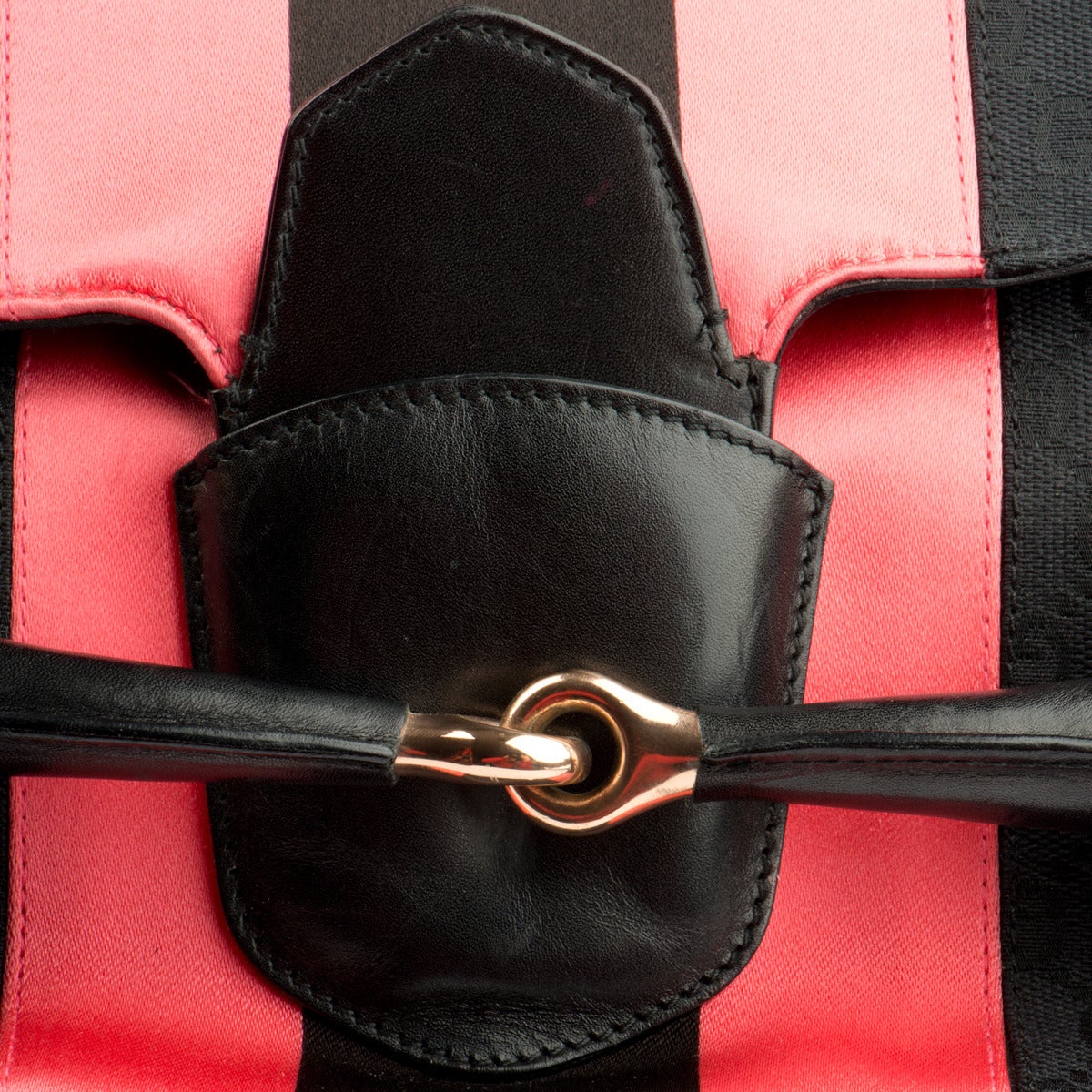 Women's Gucci Striped Black and Fuchsia Textile Bag
