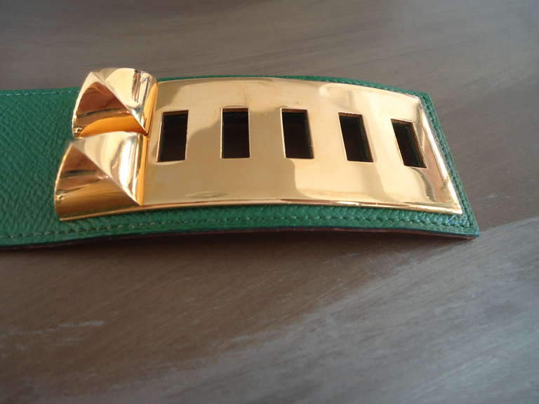 Hermés Collier De Chien Green Belt With Gold Hardware In Excellent Condition In Gazzaniga (BG), IT