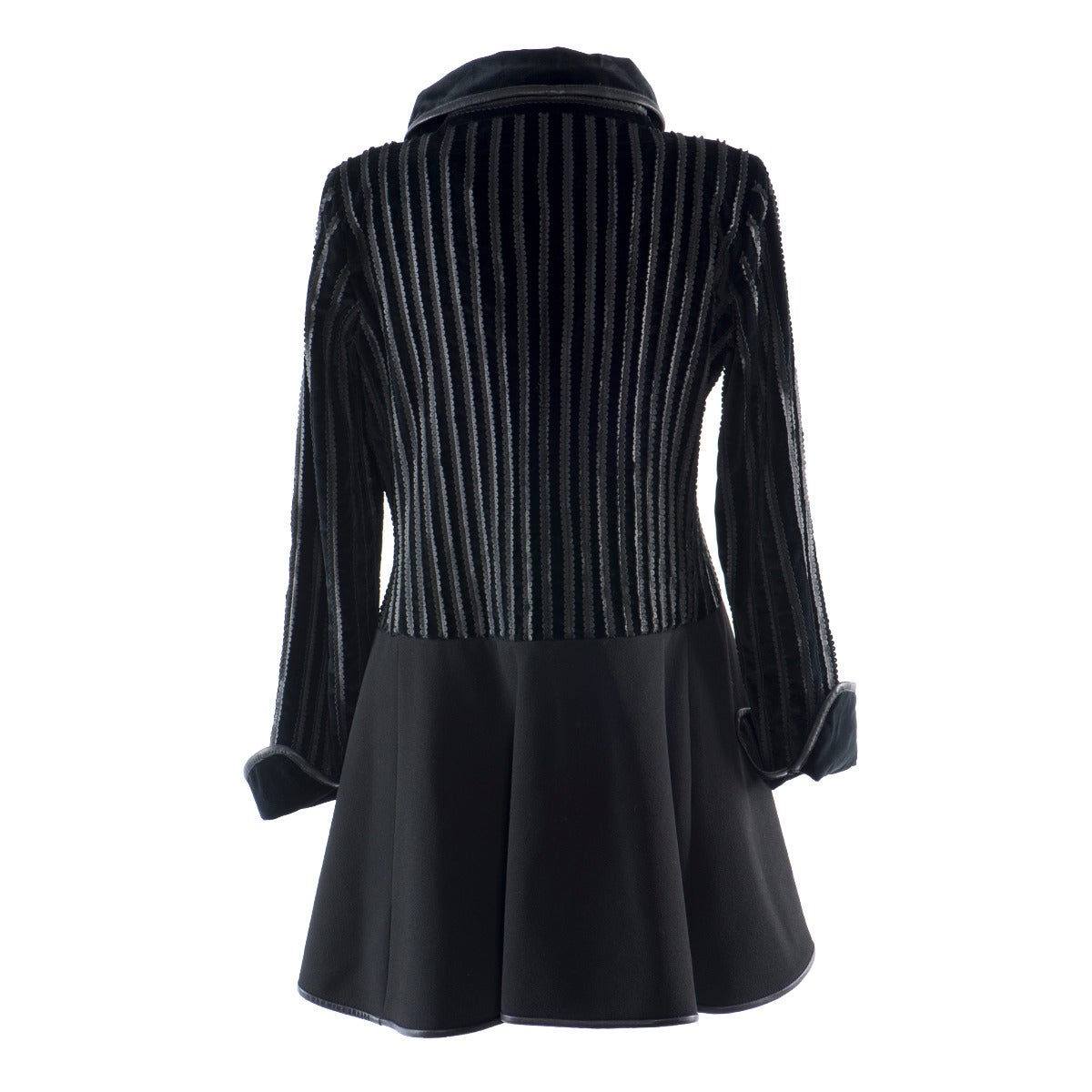 Wonderful jacket by Emporio Armani
Black color
The jacket is in cotton, completelt worked with stripes of leather
Fantastic cut, in Giorgio Armani style
Long jacket, caban style
New with tag
Free express shipping included in the price