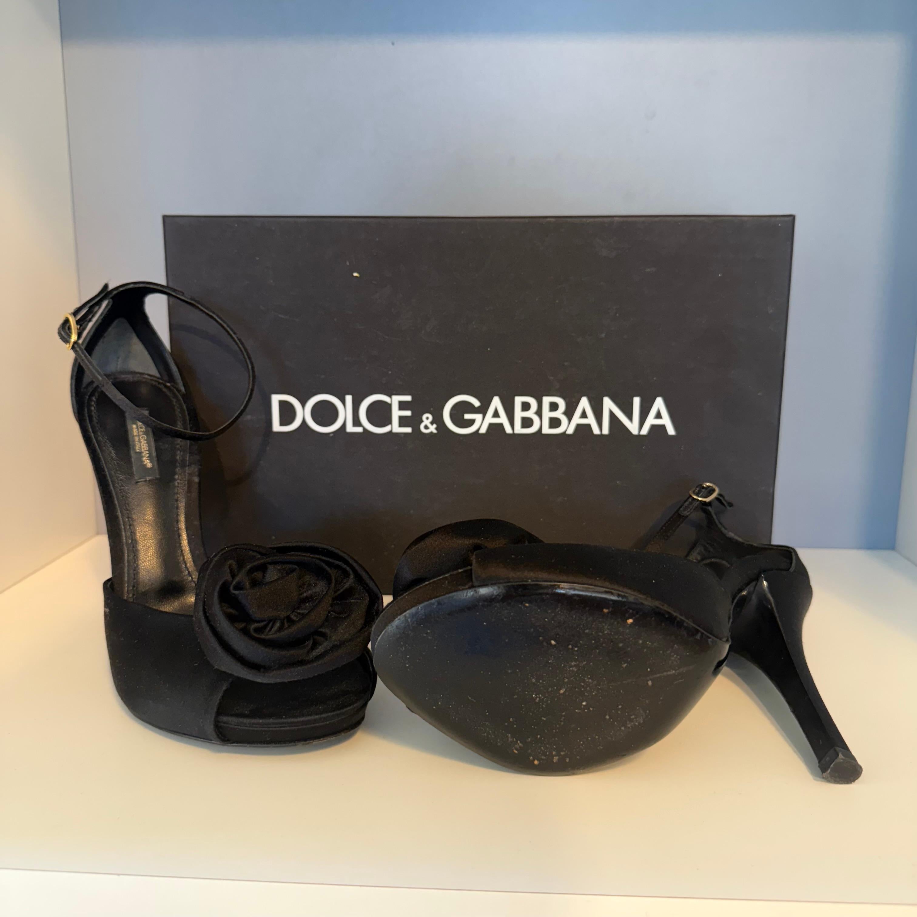 Dolce & Gabbana Sandali in raso nero IT 38 in vendita 2