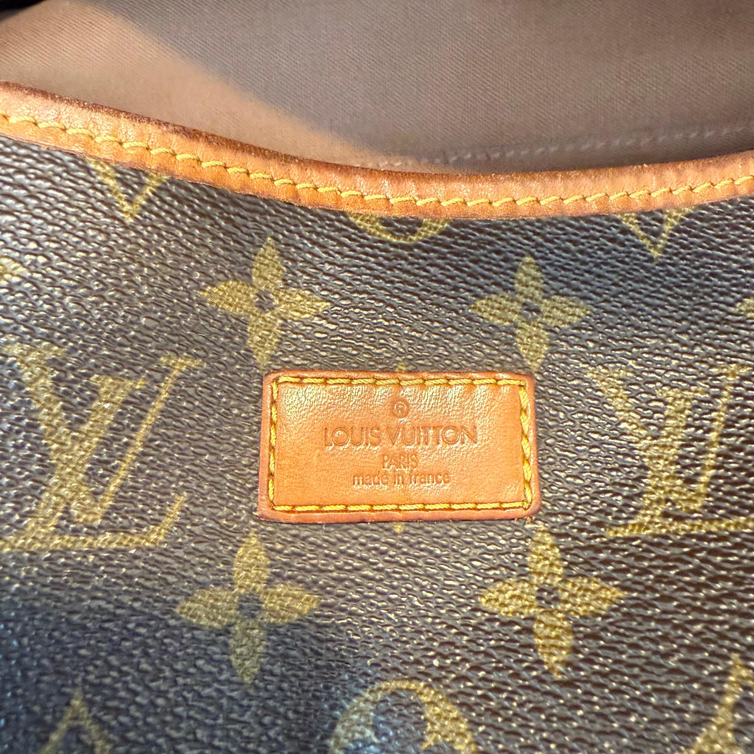 1990 Vintage Louis Vuitton Saumur Monogramme en vente 4