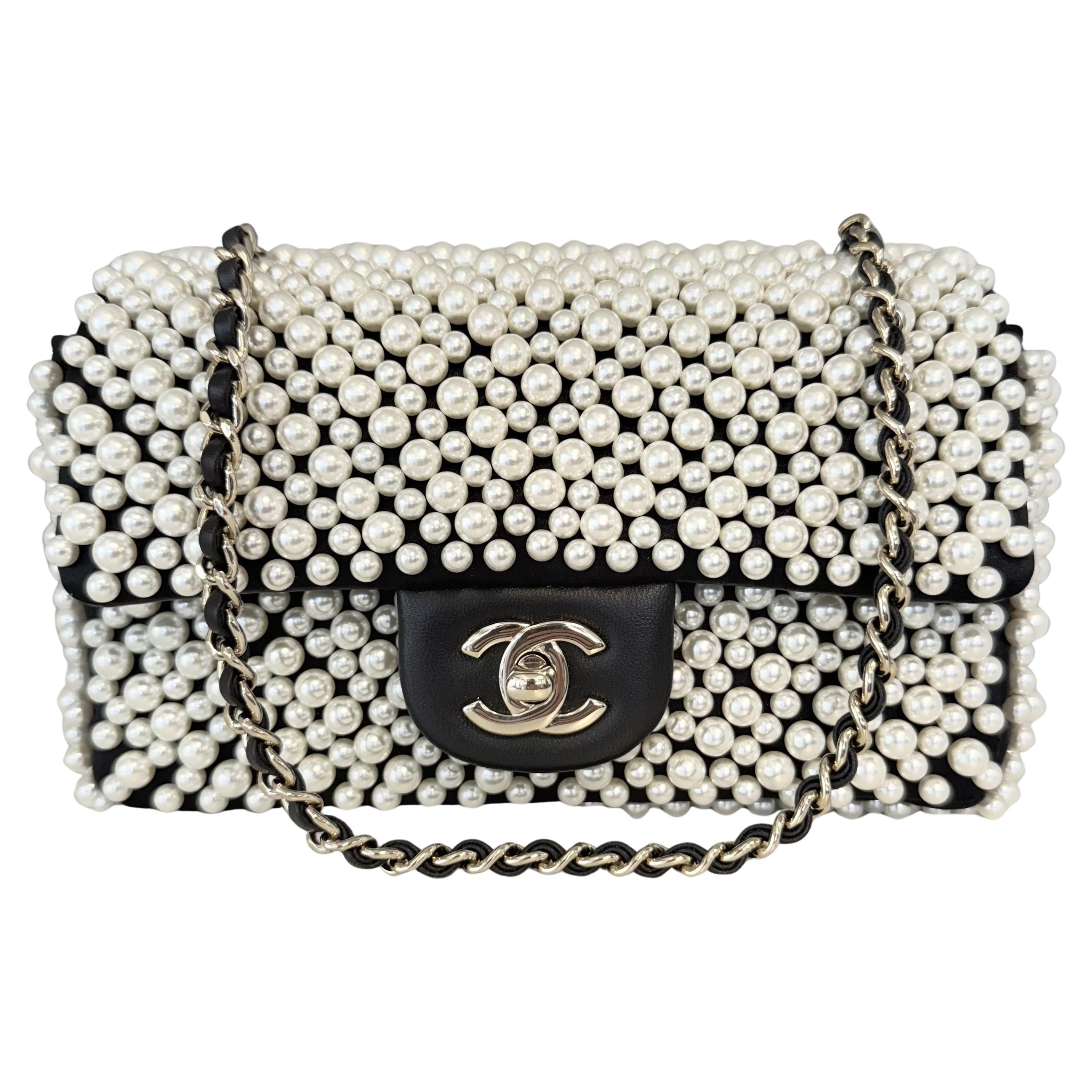 2019 Raro bolso limitado de perlas Chanel by Karl Lagerfeld en venta