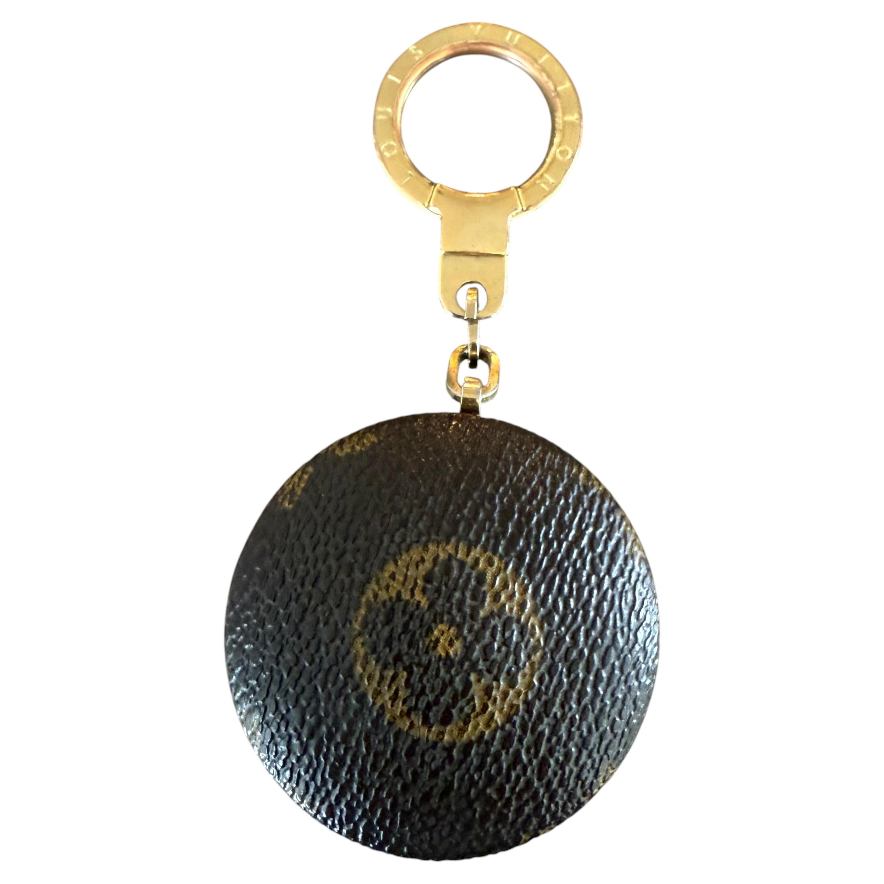 Louis Vuitton 'Astropill' LED Light Keychain For Sale