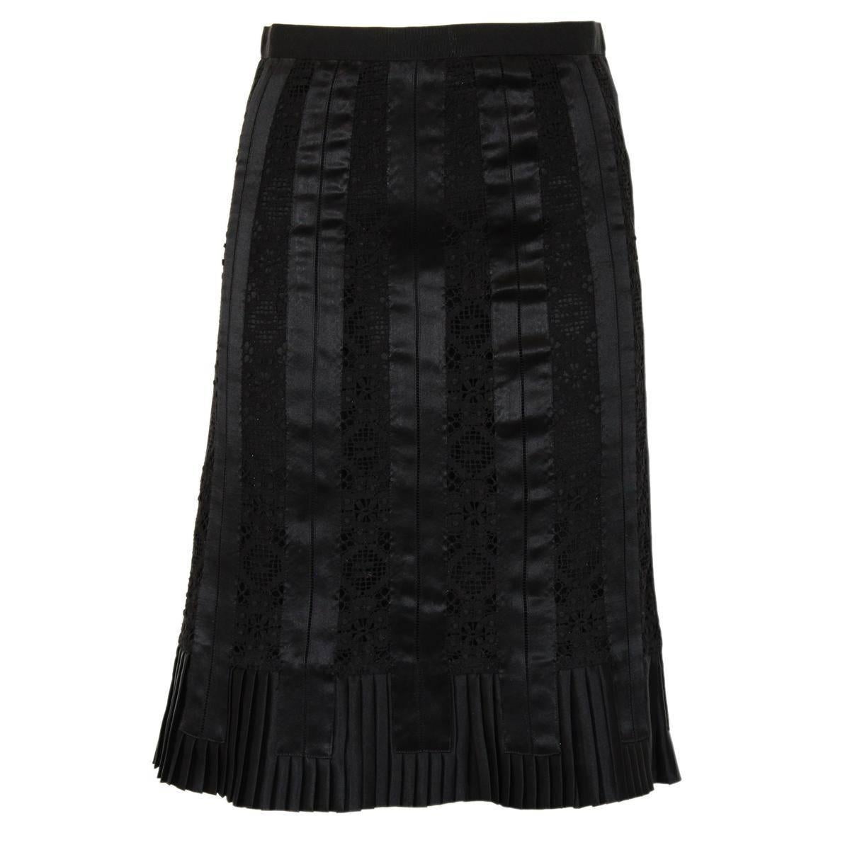 Dolce & Gabbana Lace Silk Skirt Size 40 For Sale