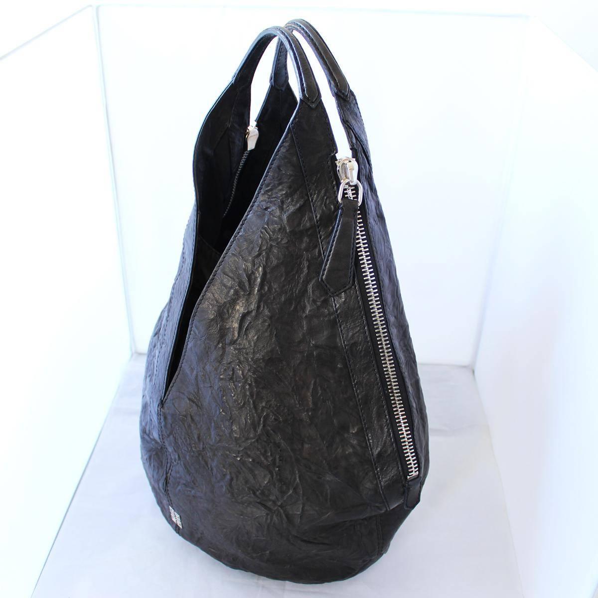 Givenchy Black Tote Bag In Excellent Condition In Gazzaniga (BG), IT