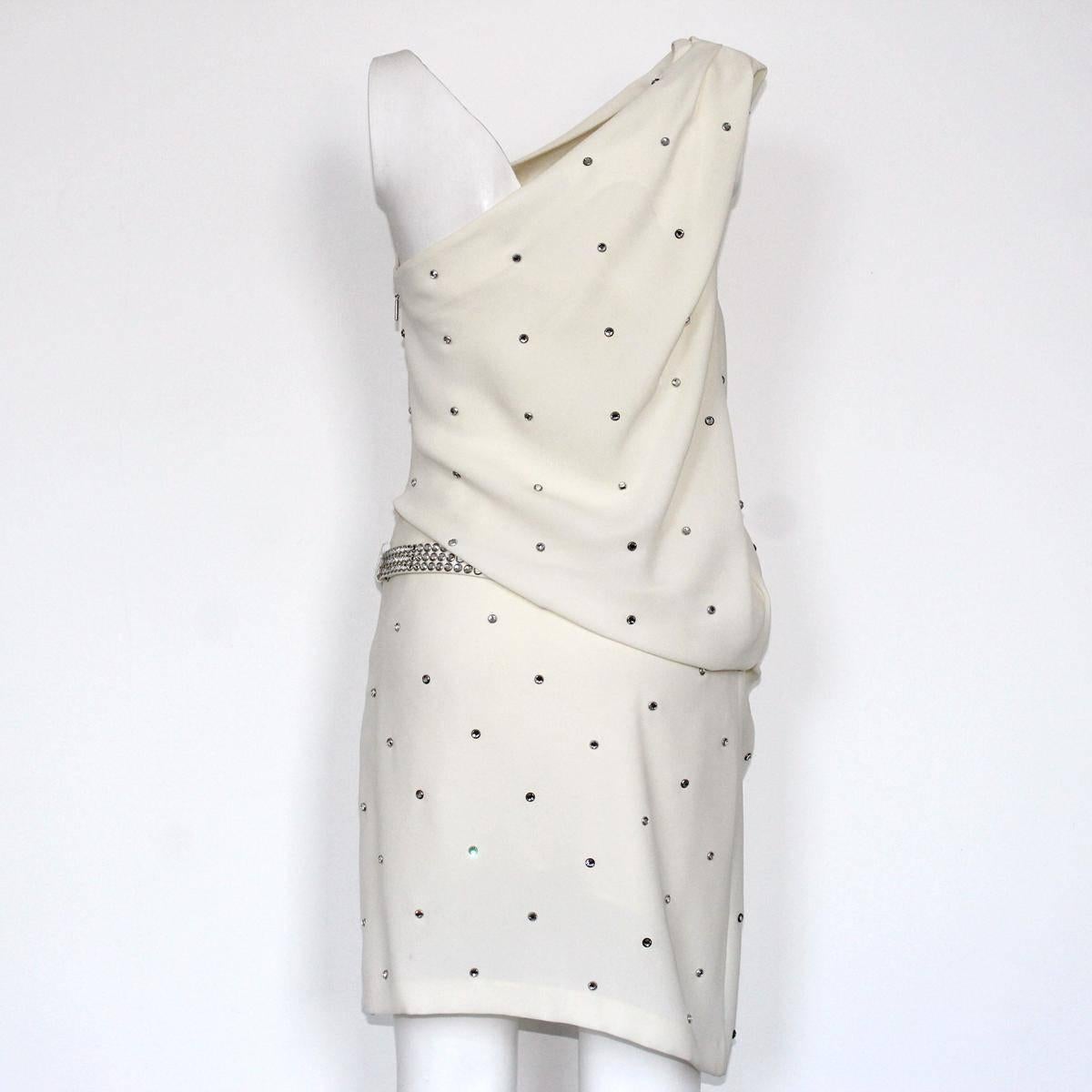 Super cool Roberto Cavalli dress
Polyester
One shoulder
White cream color
Applied strass
With belt
Total lenght cm 105 (41.3 inches)
Worldwide express shipping included in the price !