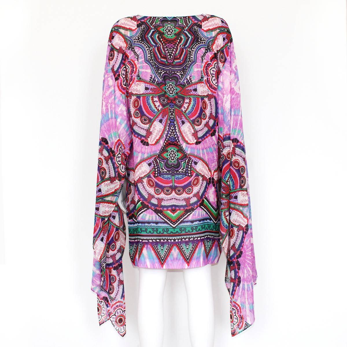 Super beautiful Roberto Cavalli dress
Silk
Amazing printed pattern
Multicolor
Large 